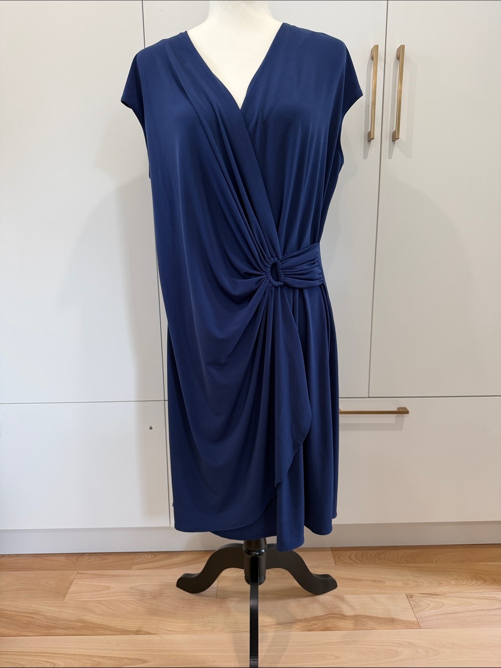 Tommy Bahama Navy Surplice Knot-Detail Midi Dress